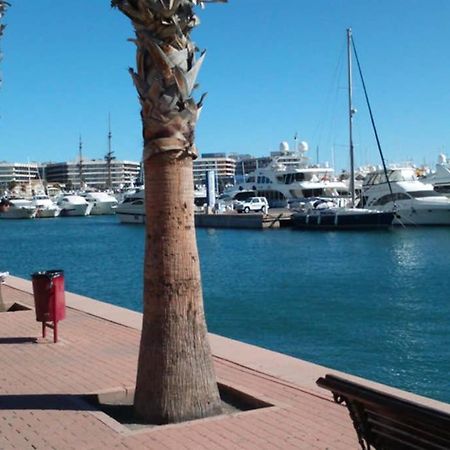 Apartamento En El Centro De Alicante Buitenkant foto