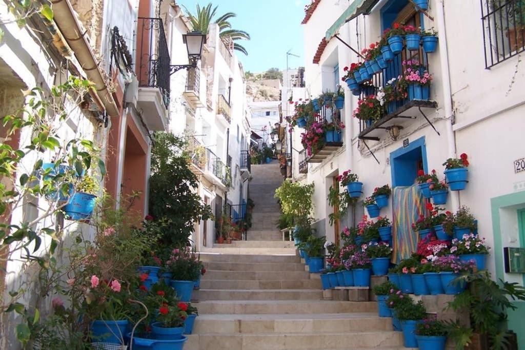 Apartamento En El Centro De Alicante Buitenkant foto