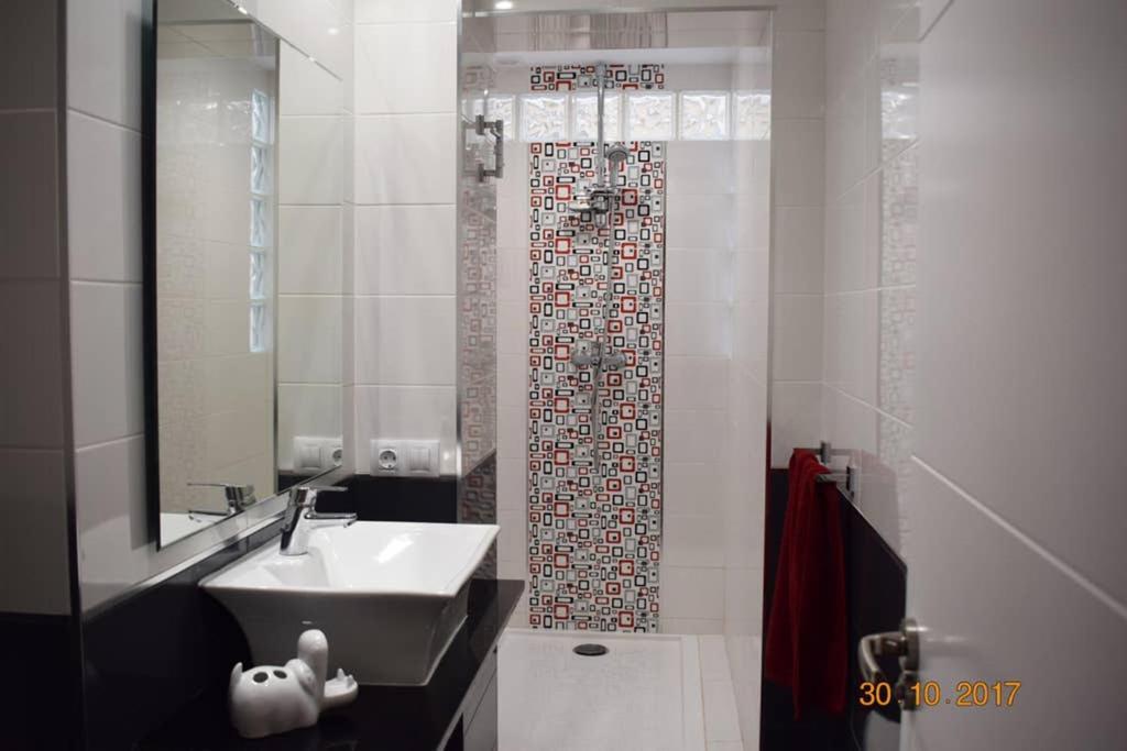 Apartamento En El Centro De Alicante Buitenkant foto