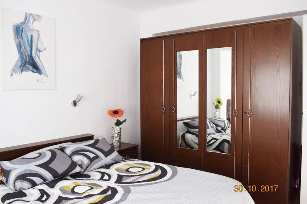 Apartamento En El Centro De Alicante Buitenkant foto